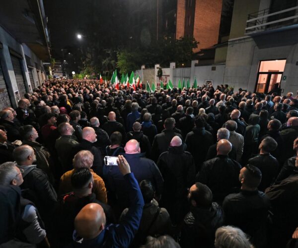 Nuova assoluzione per saluti romani durante commemorazione Ramelli